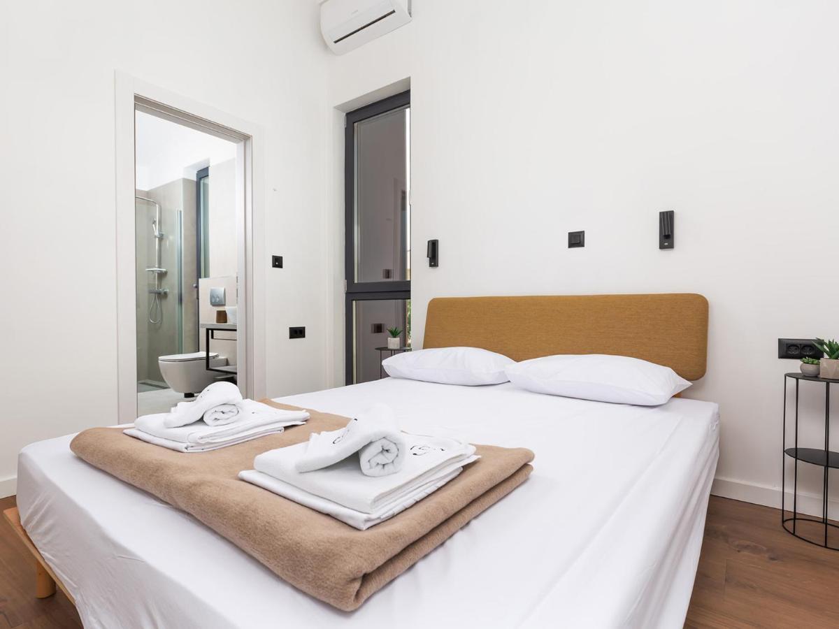 Villa Moderna San Lorenzo Orbanići Exteriör bild